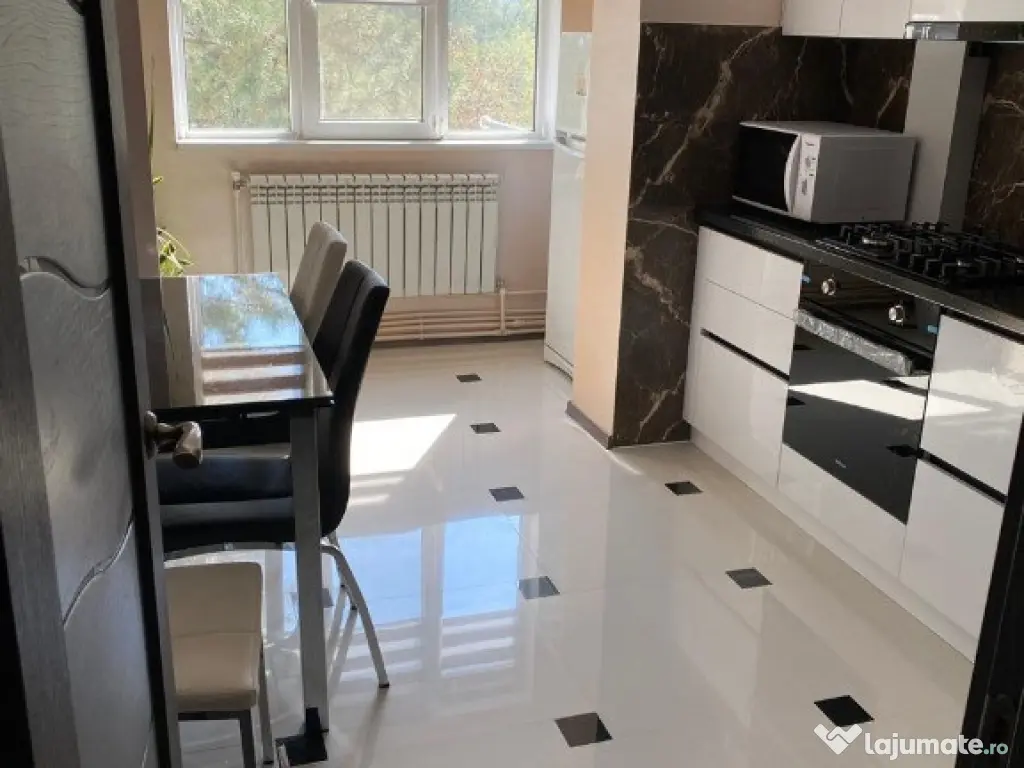 Garsoniera de inchiriat in zona Aparatorii Patriei 