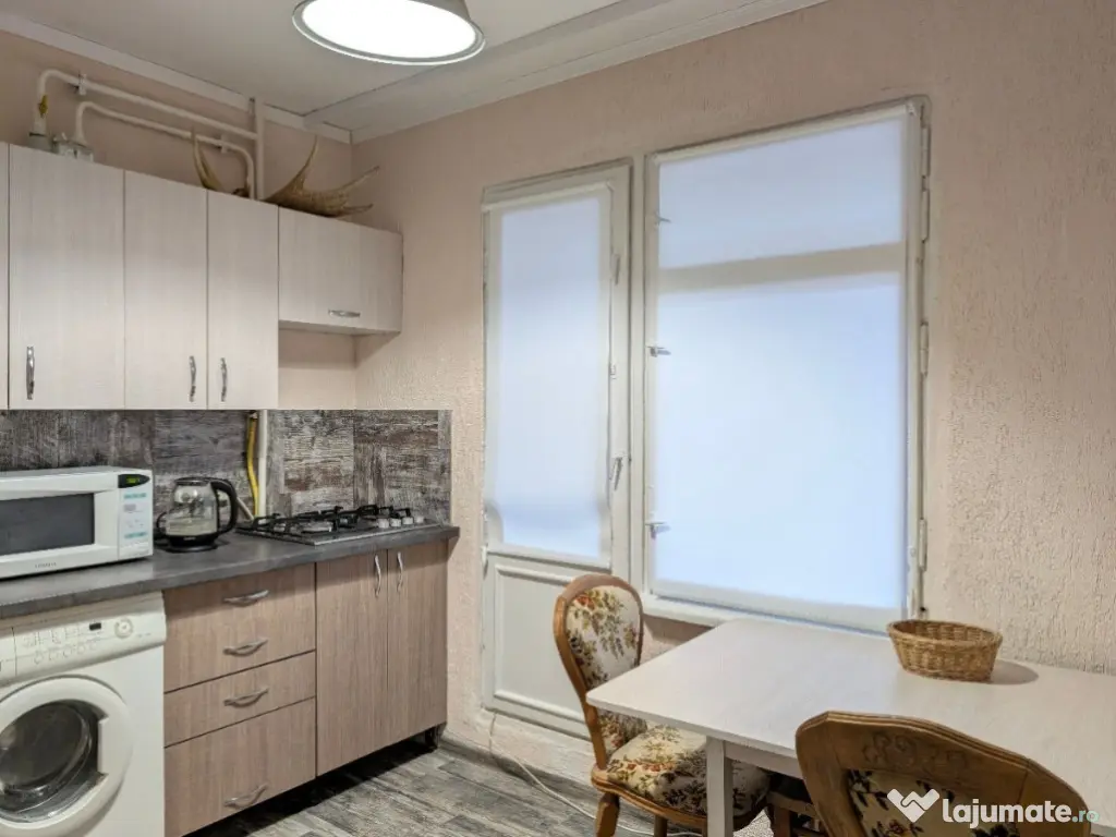 Garsoniera de inchiriat in zona Unirii