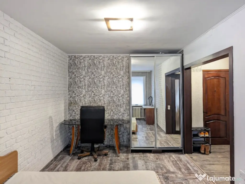 Garsoniera de inchiriat in zona Unirii