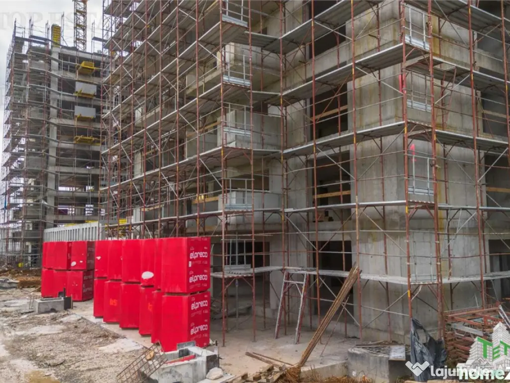 SUPER-PRET Apartament 2 camere bloc nou zona Antiaeriana 