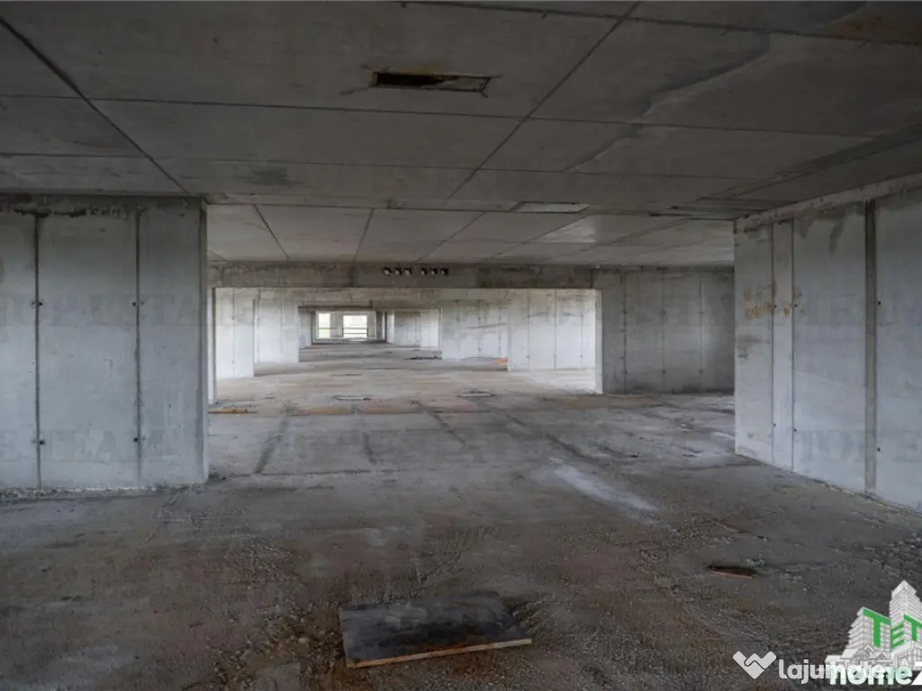 SUPER-PRET Apartament 2 camere bloc nou zona Antiaeriana 