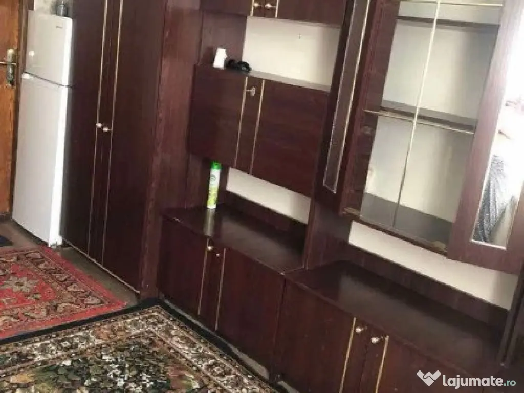 Inchiriez garsoniera in zona Berceni