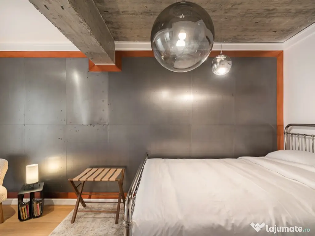 Vand Apartament 2 Camere Cladirea Stela, Nicolae Balcescu 80A. 