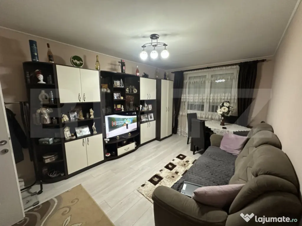 Apartament 2 camere, 40 mp, zona Carpați 1