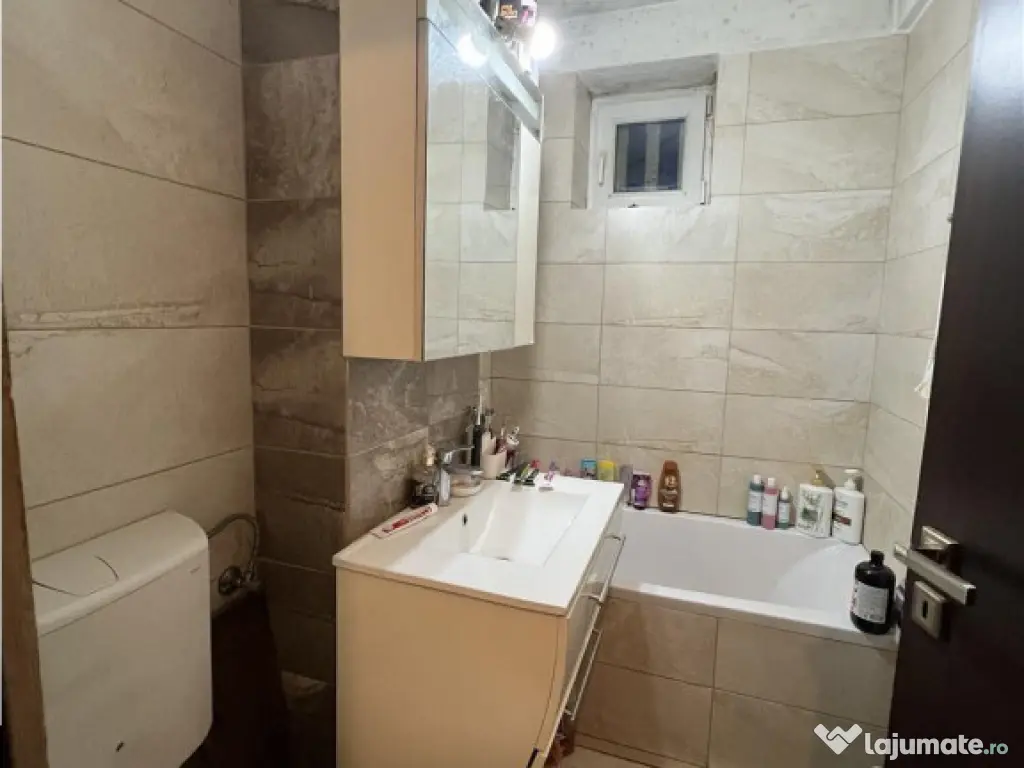 Apartament cu 4 camere 2 bai si balcon etaj 1 zona Rahovei d