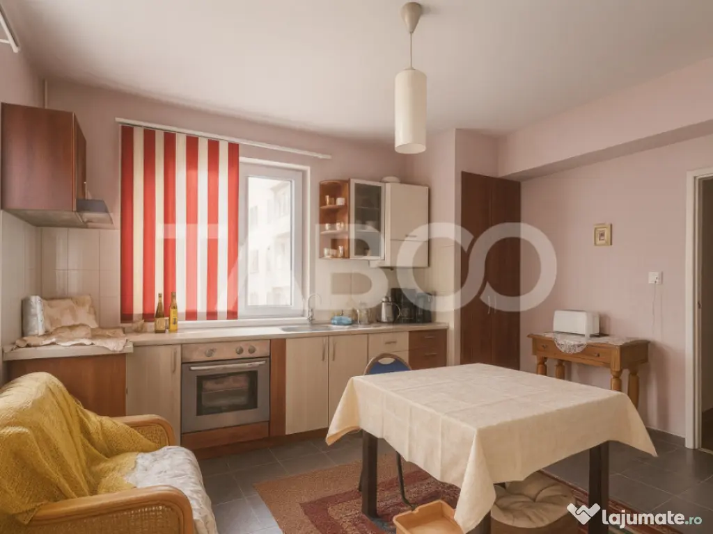 Apartament 5 camere + teren Bulevardul Mihai Viteazul -Hidro