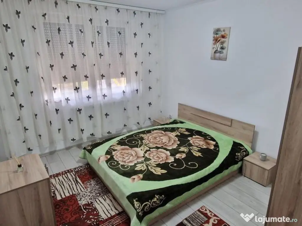 Doua camere, mobilat utilat, zona Piata Brotacei 