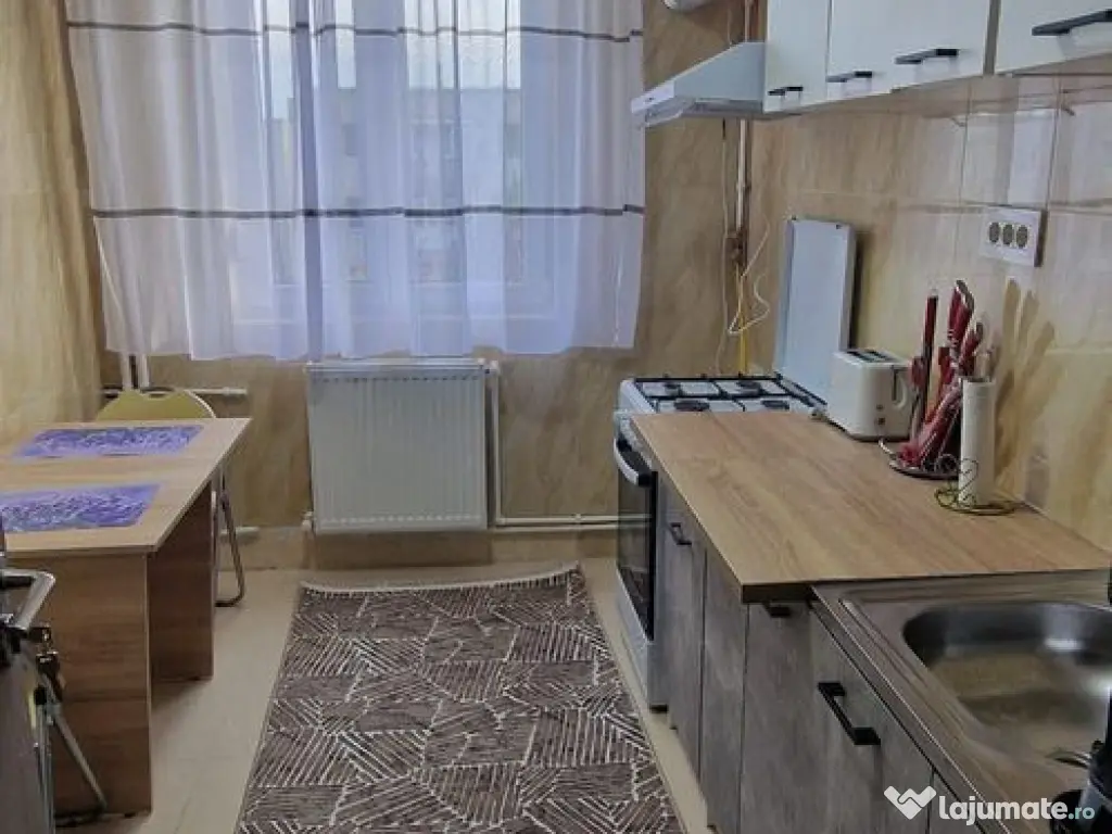 Doua camere, mobilat utilat, zona Piata Brotacei 