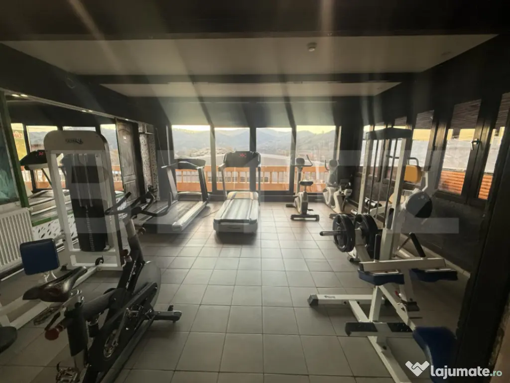 Sală Fitness, 160 mp, zona Pucioasa