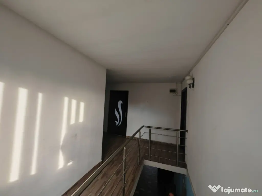 Constructie S+P+1E+M si teren 2000 mp, I.L. Caragiale, Dambo 