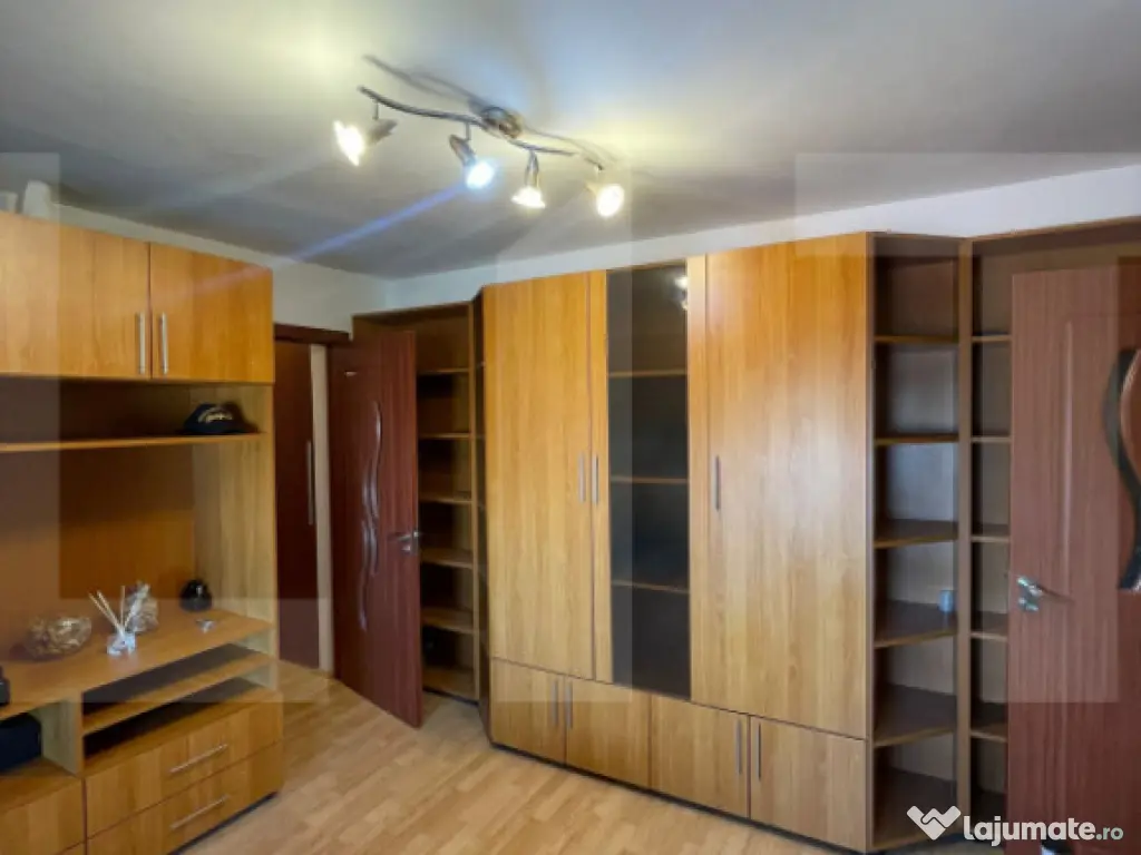 Apartament 2 camere, 54 mp, zona Aradului