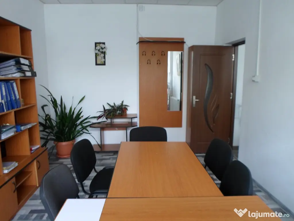 Spatiu comercial cu acces stradal in Ploiesti, ultracentral. 