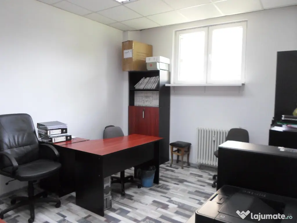 Spatiu comercial cu acces stradal in Ploiesti, ultracentral. 