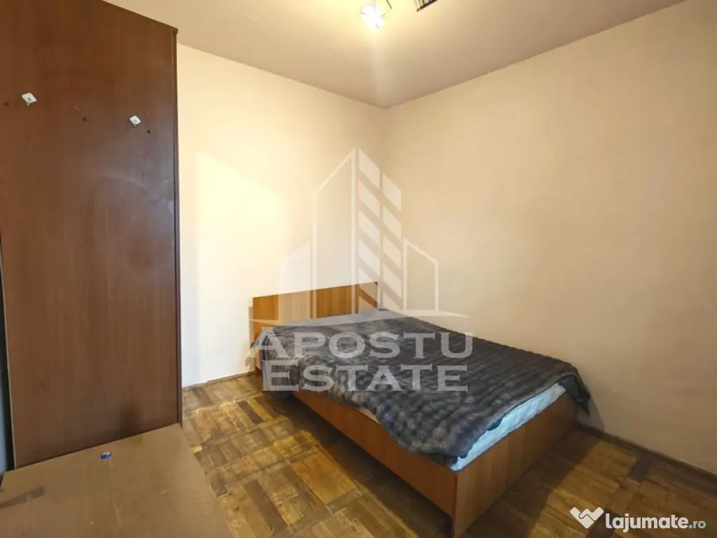 Apartament cu 2 camere la etaj intermediar, etajul 1, zon...