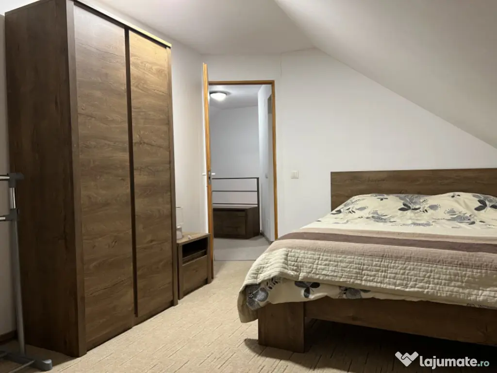 Apartament la casa 3 camere trei stejari spital