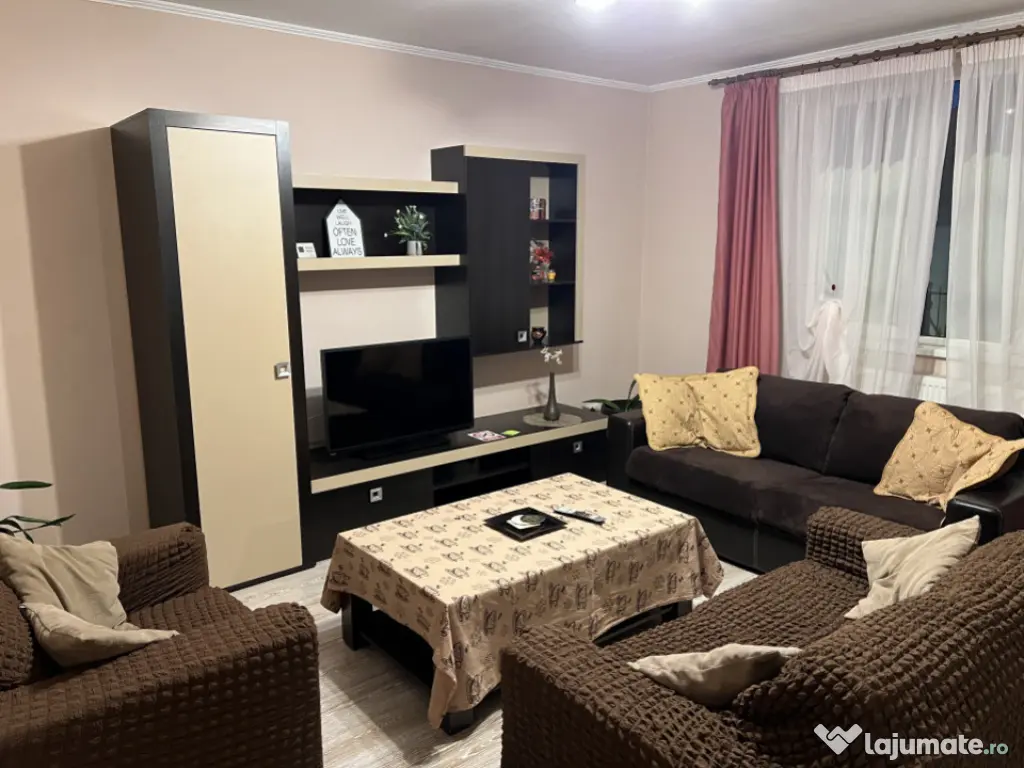 Apartament la casa 3 camere trei stejari spital