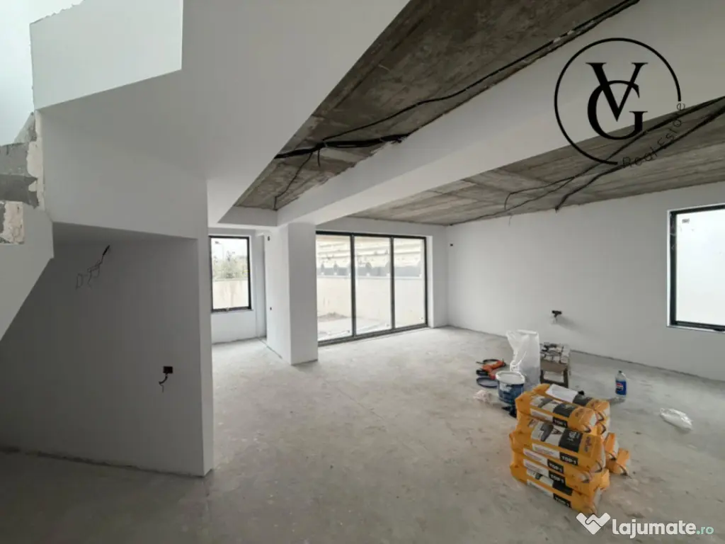 Vila noua | vedere la lac | Constanța, Palazu Mare 