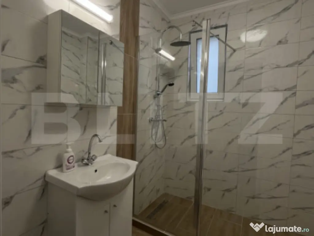 Apartament cu 3 camere, prima închiriere, parcare subteran? 