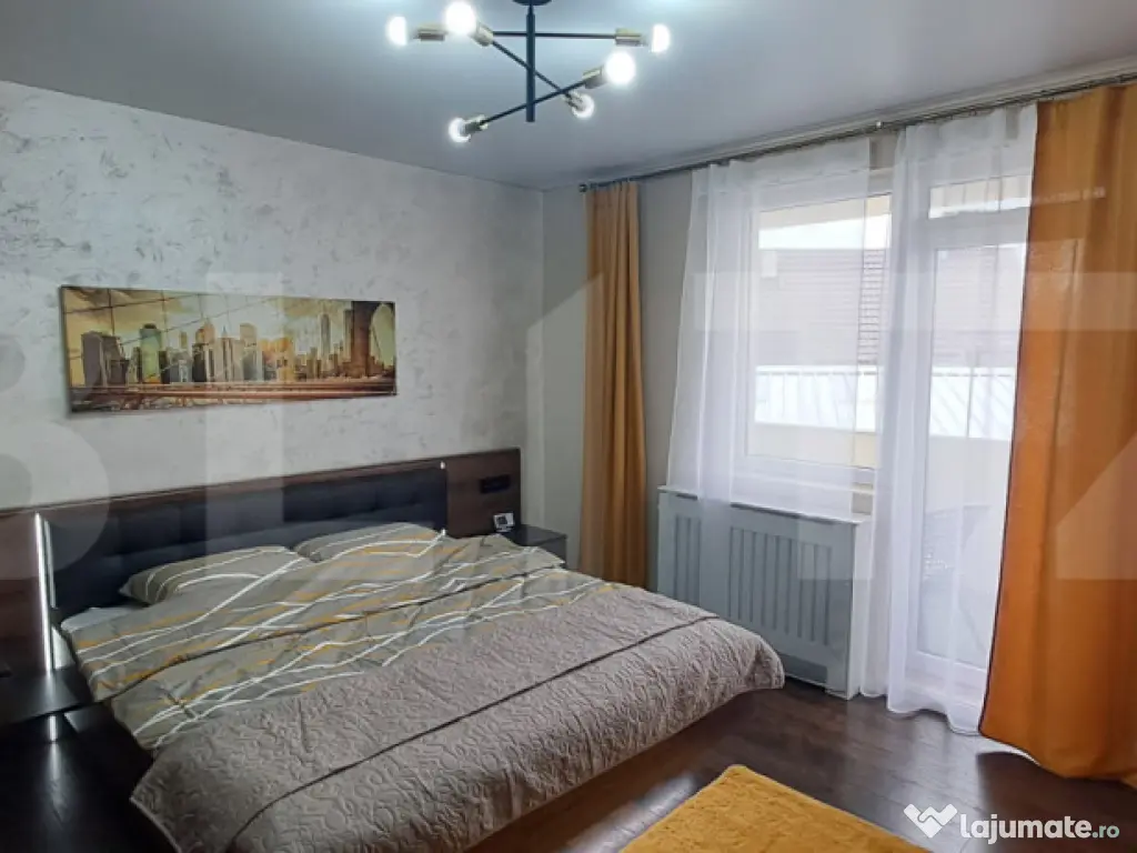 Apartament cu 3 camere, etaj 1/4, zona Sportului, cu parcare