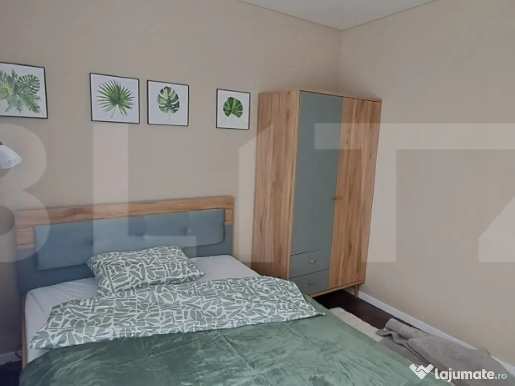 Apartament cu 3 camere, etaj 1/4, zona Sportului, cu parcare