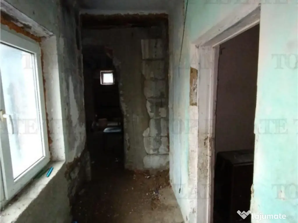 Casa demolabila pe teren intravilan de 234 mp in Bucuresti z 