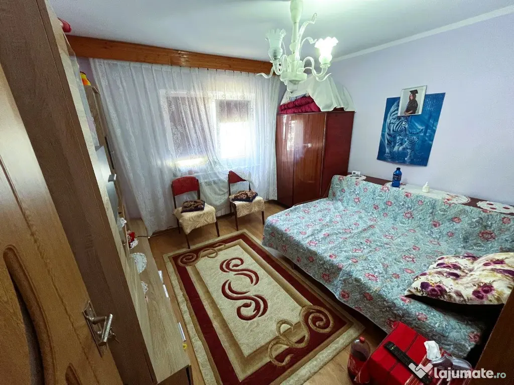 Apartament 3 camere --etajul 2 - E3 - 75mp 