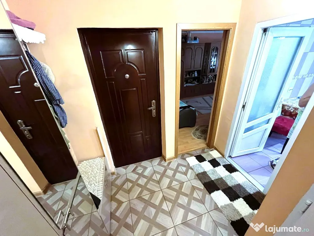 Apartament 3 camere --etajul 2 - E3 - 75mp 