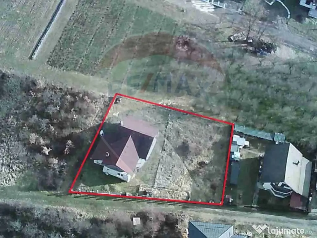 CASĂ DE VÂNZARE în Tăuții Măgherăus