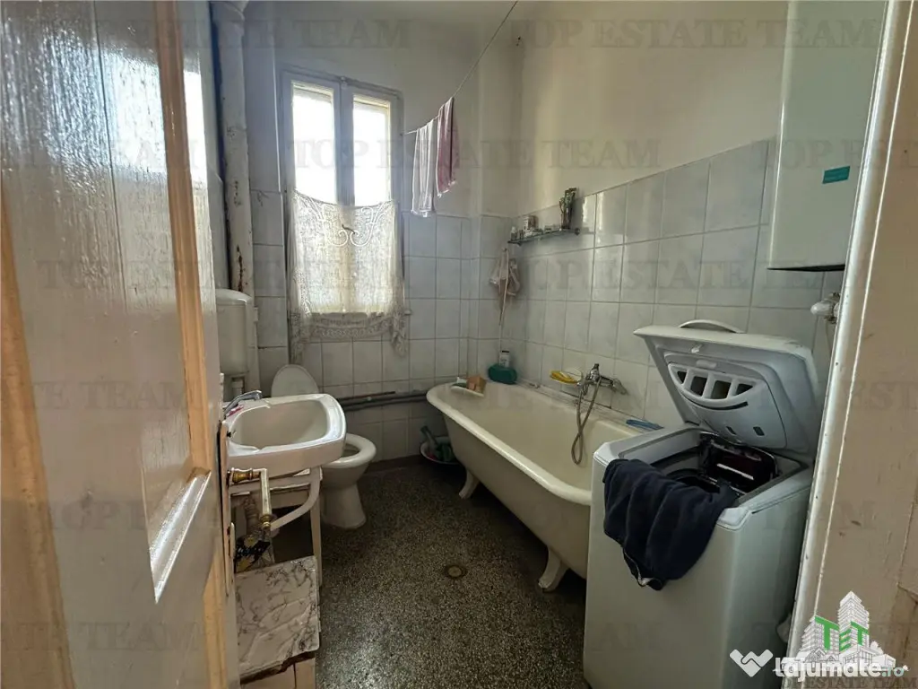 Apartament 3 camere , zona Matache, RS 1, central, pentru l 