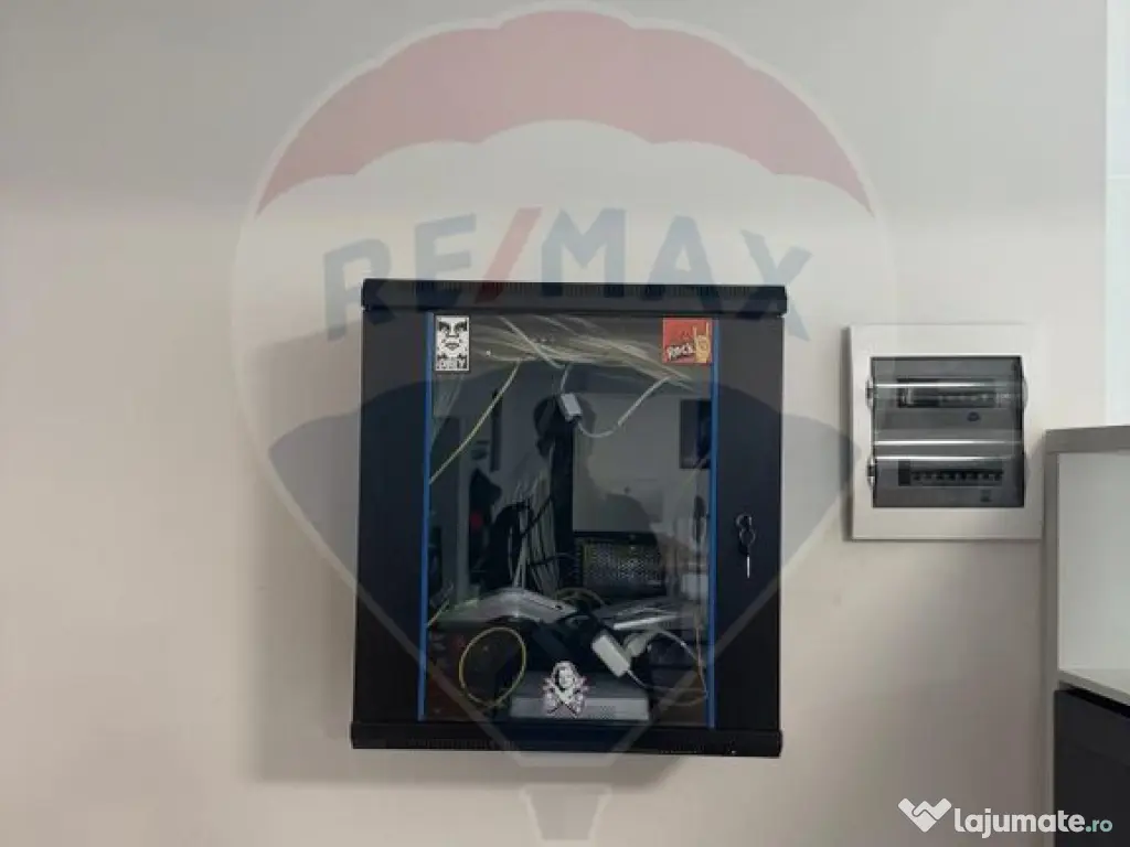 Spațiu de birouri de închiriat, clădire nouă, zonă c... 