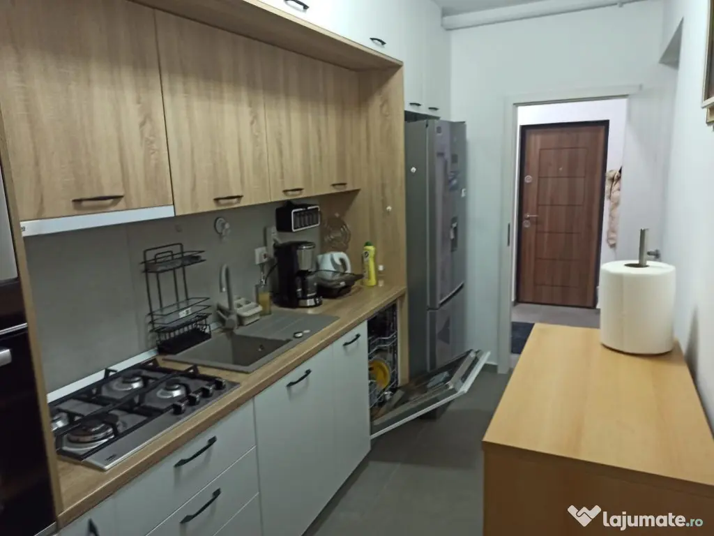 2camdec+parc.subt.,mobilat sau nu/Biruintei 87/7min metro...