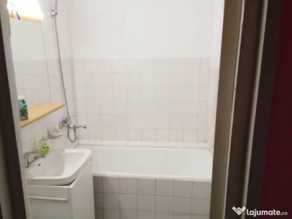 Garsoniera zona Rahova 