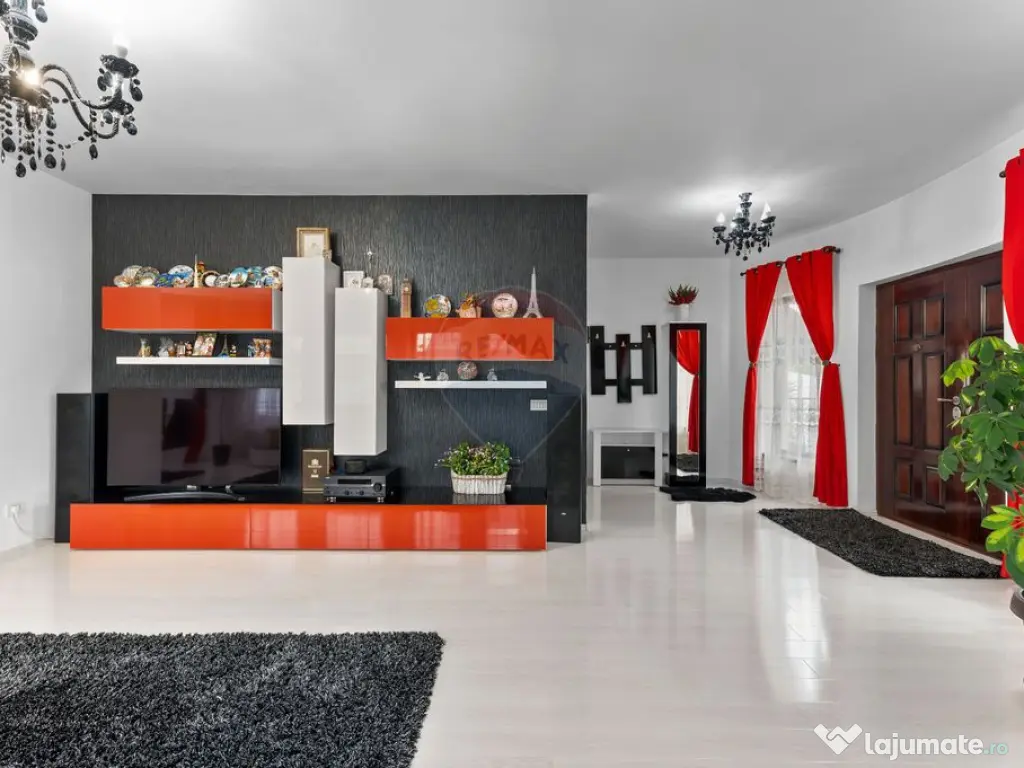 DE VANZARE Vila cu piscina Zona Colentina 