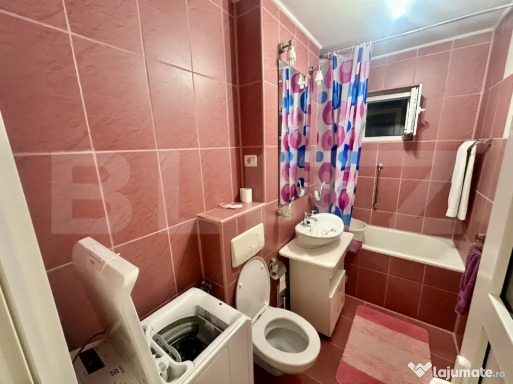 OCAZIE! Apartament cu 3 camere, 75 mp + garaj 20 mp - Deva