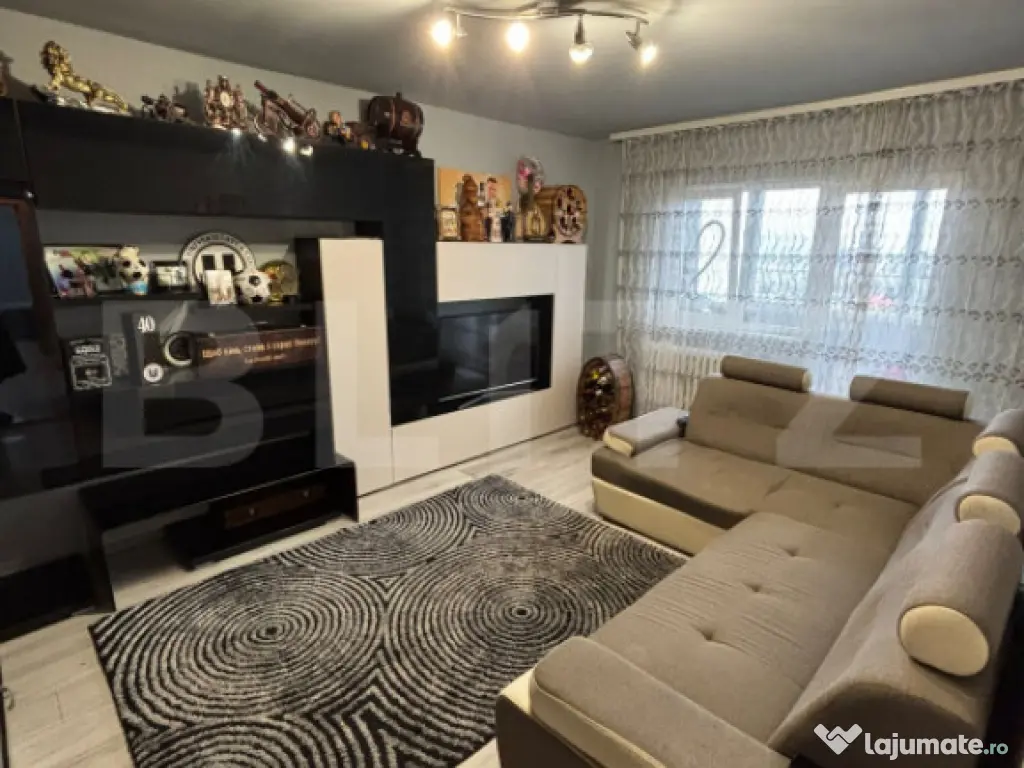 Apartament 2 camere, 50 mp, 2 balcoane, foarte aproape de FS