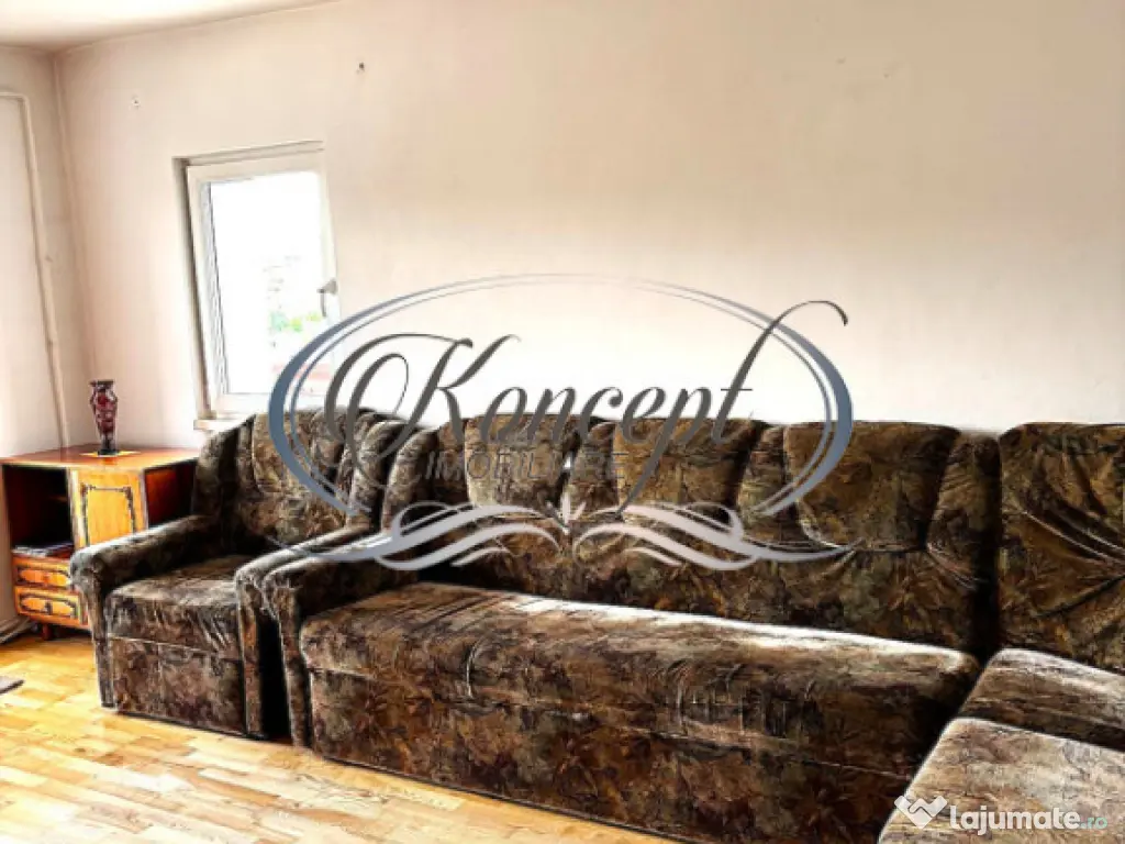 Apartament spatios si luminos cu priveliste spre oras, zona