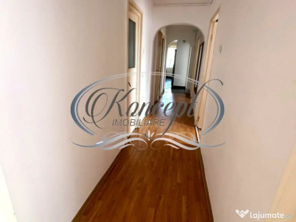 Apartament spatios si luminos cu priveliste spre oras, zona