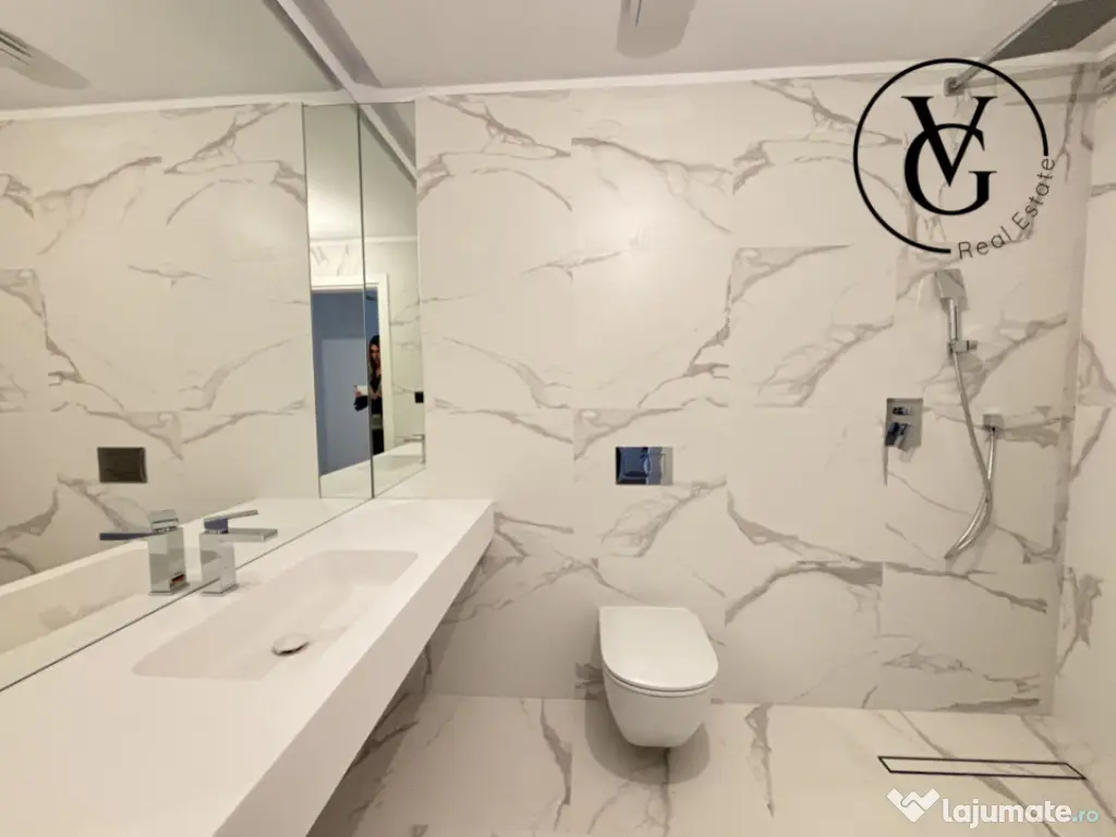 Apartament 2 camere Yacht Kid cu vedere spre lac 