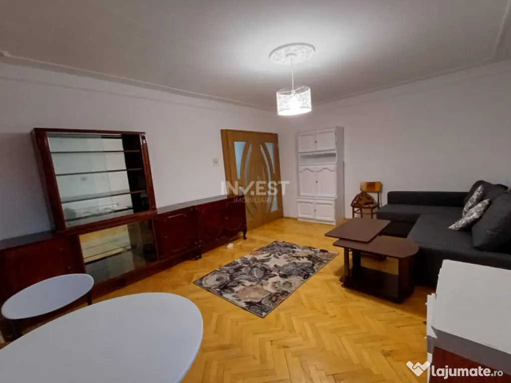 Apartament 3 camere, bloc tip vila, Zona Arcu