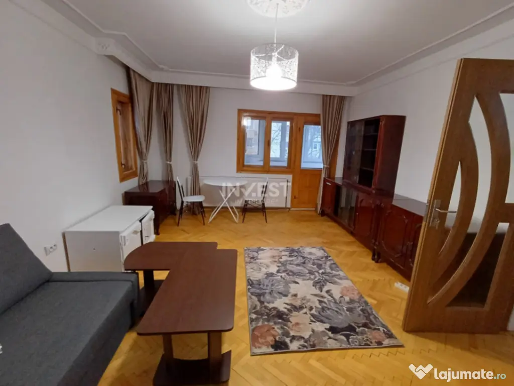 Apartament 3 camere, bloc tip vila, Zona Arcu