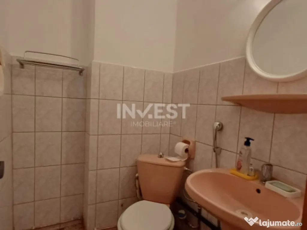 Apartament 3 camere, bloc tip vila, Zona Arcu