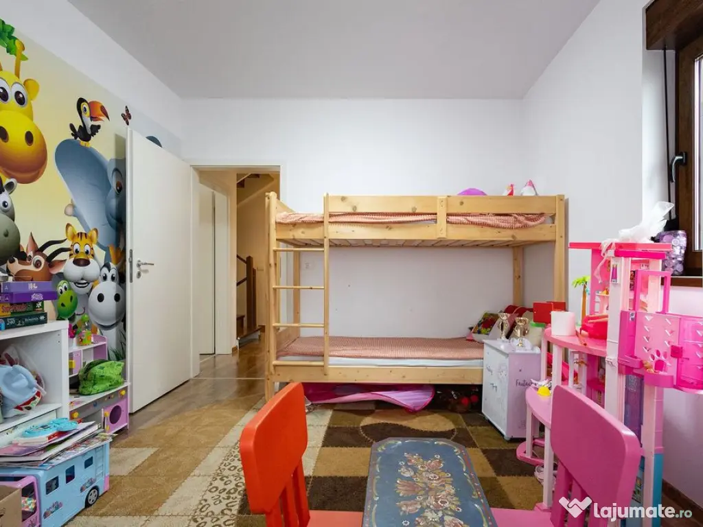 Casa individuala la pret de duplex langa padure | Comisio... 