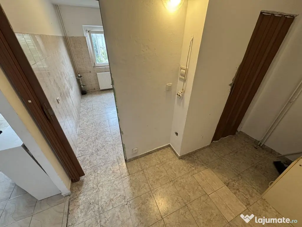 Garsoniera zona Inel 2 