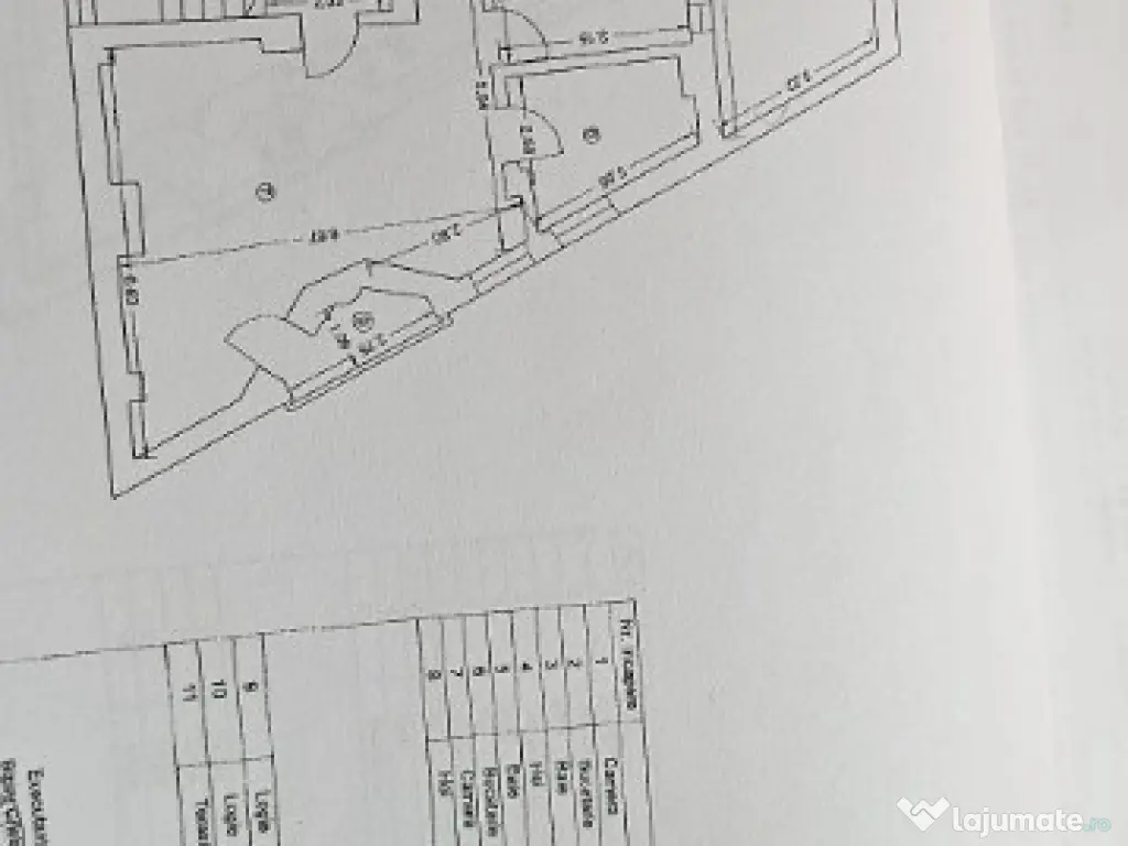 Hotel de vanzare , D+P+MZ+5 