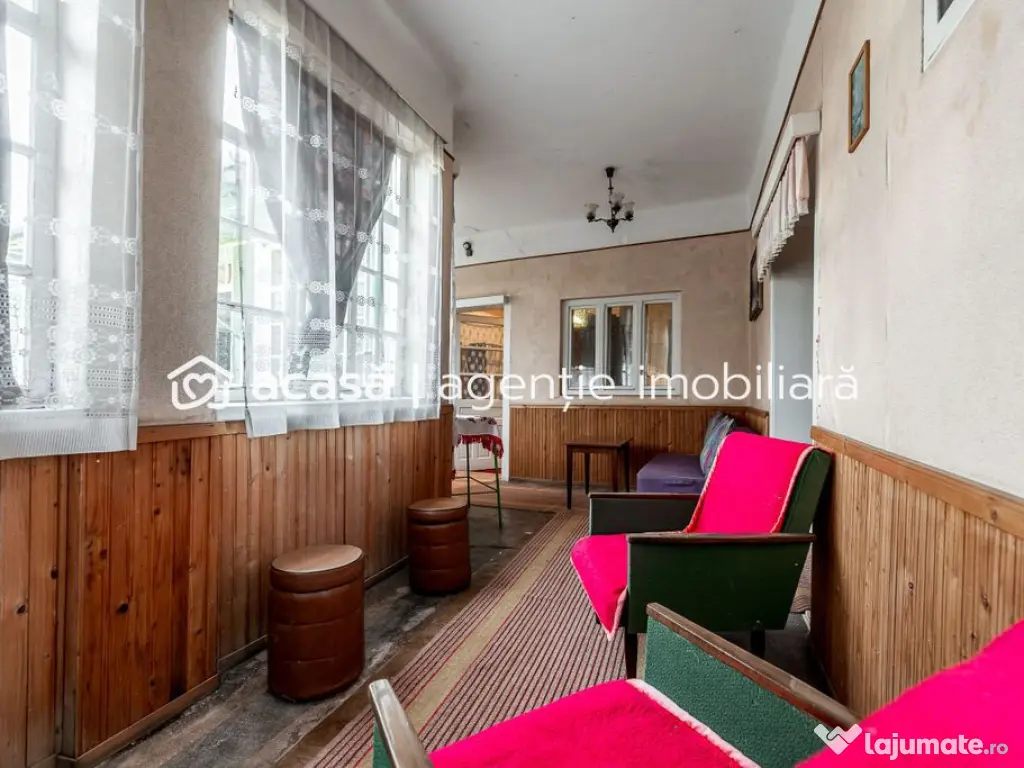 Casă + livadă tânără + curte 2.500 mp în Dorobanți 