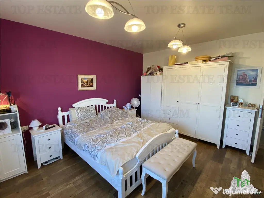 Vila spatioasa cu 3 apartamente in Fundeni Dobroiesti 