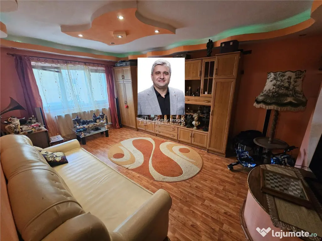 Resita, 3 Cam. Dec., Micro 4 