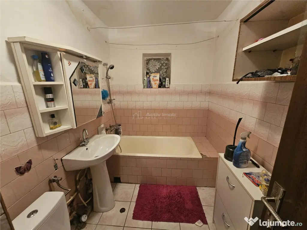 Resita, 3 Cam. Dec., Micro 4 