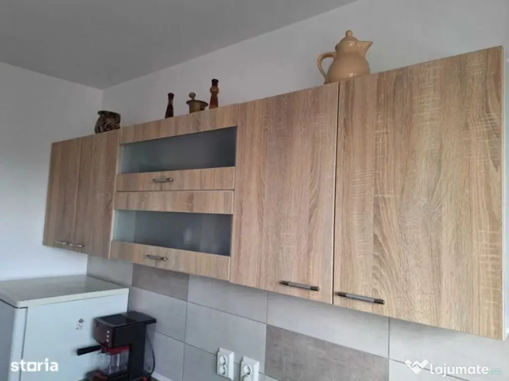 Apartament 2 camere, semidecomandat - zona Astra