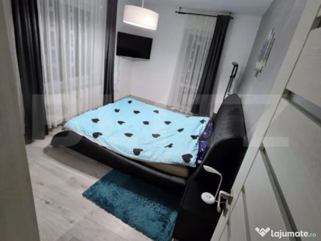 Apartament cu 3 cam, 78 mp, cu 2 bai, 2 balcoane si 2 parcar